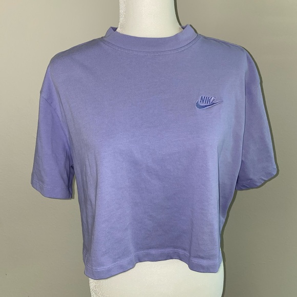 Nike Tops - NIKE Women’s Short-Sleeve Jersey Top